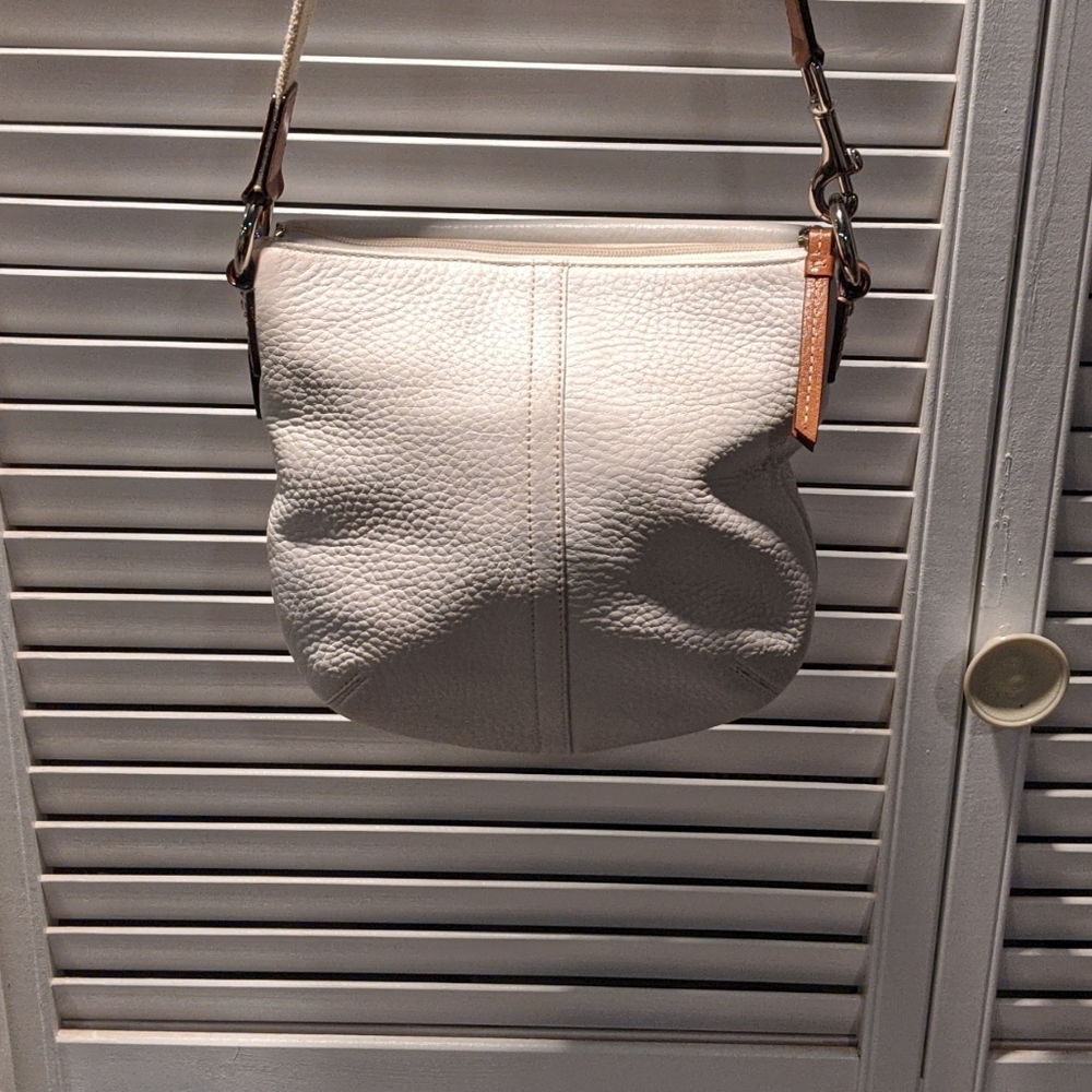 Coach Handbag - Picture 4 of 10